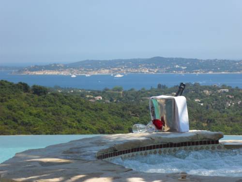 Grimaud France Last Minute Discount Code Booking.com