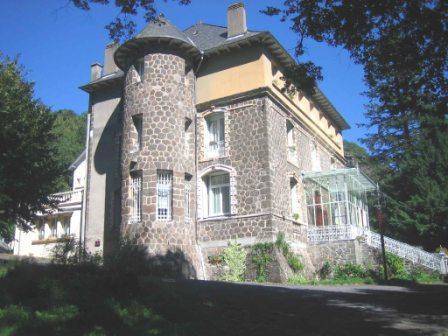 Salers France Last Minute Discount Code Booking.com