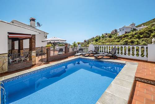 Nerja España Último Minuto Código de Descuento Booking.com