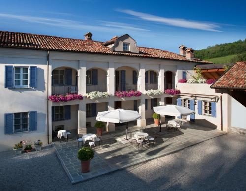 Neviglie Italy Last Minute Discount Code Agoda.com