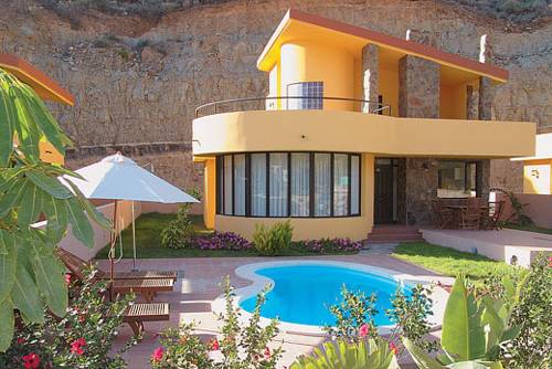 Tauro Spain Last Minute Discount Code Booking.com
