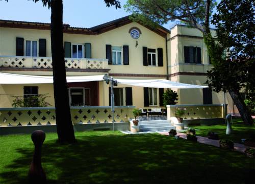 Forte dei Marmi Italien Last-Minute-Rabattcode Booking.com