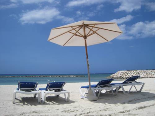 Bahía de Montego Jamaica Último Minuto Código de Descuento Booking.com