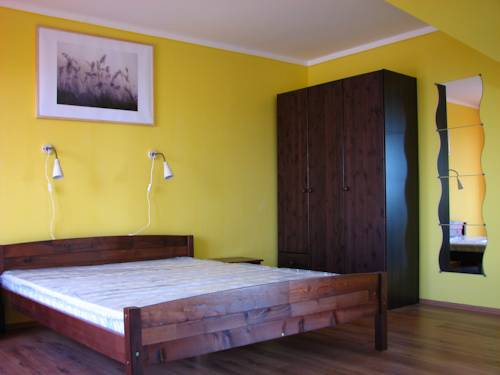 Üröm Hungary Last Minute Discount Code Booking.com