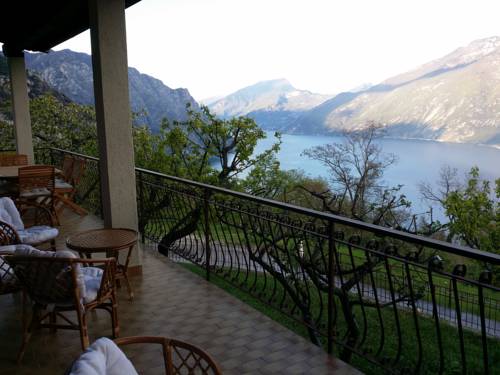 Tremosine Sul Garda Italy Last Minute Discount Code Booking.com