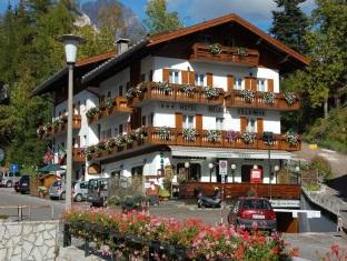 Cortina d'Ampezzo Italy Last Minute Discount Code Agoda.com