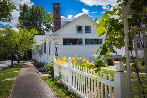 New Milford (CT) United States Last Minute Discount Code Agoda.com