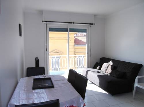 Cannes Francia Último Minuto Código de Descuento Booking.com
