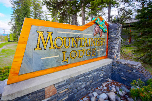 Lake Louise (Alberta) Canada Last Minute Discount Code Booking.com