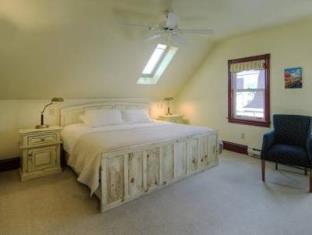 Lunenburg (NS) Canada Last Minute Discount Code Agoda.com