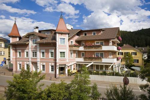 Brunico (Bruneck) Italy Last Minute Discount Code Booking.com