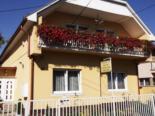 Siófok Hungría Último Minuto Código de Descuento Booking.com