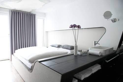 Berlina Alemania Último Minuto Código de Descuento Booking.com