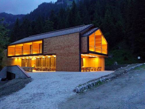 Madonna di Campiglio Italien Last-Minute-Rabattcode Booking.com