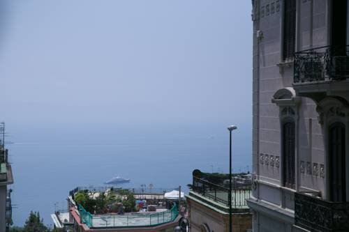 Napoli Italien Last-Minute-Rabattcode Booking.com