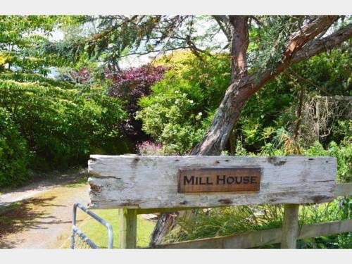 Kakahi New Zealand Last Minute Discount Code Booking.com