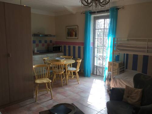 Les Fumades Les Bains Frankrijk Laatste minuut Kortingscode Booking.com