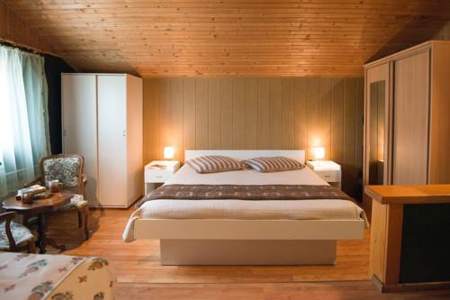 Porec Croacia Último Minuto Código de Descuento Booking.com