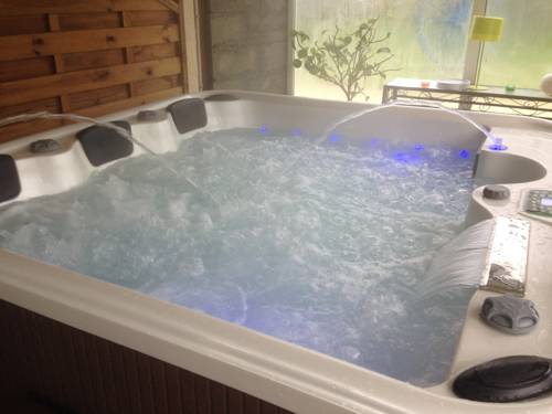 Chepniers France Last Minute Discount Code Booking.com