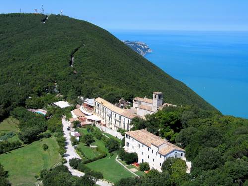 Sirolo Italië Laatste minuut Kortingscode Booking.com