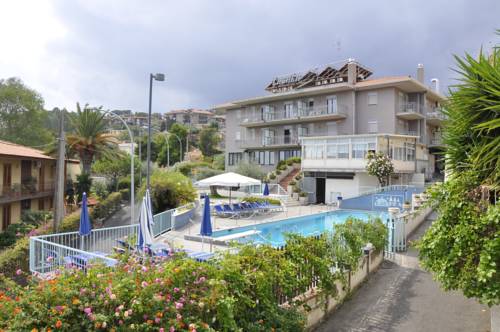 Acicastello Italien Last-Minute-Rabattcode Booking.com