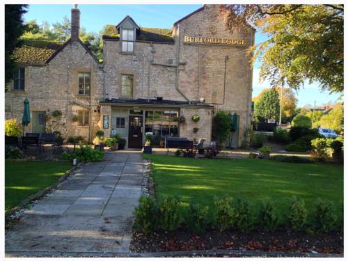 Burford United Kingdom Last Minute Discount Code Booking.com