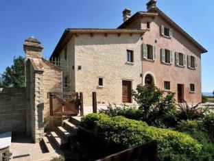 Trevi Italy Last Minute Discount Code Agoda.com