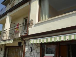 Torri del Benaco Italy Last Minute Discount Code Agoda.com