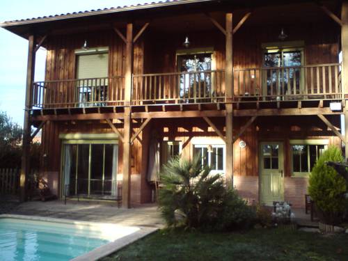 Eysines France Last Minute Discount Code Booking.com