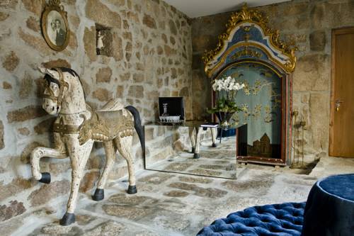Oura Portugal Last Minute Discount Code Booking.com