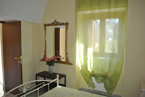 Monopoli Italia Último Minuto Código de Descuento Booking.com