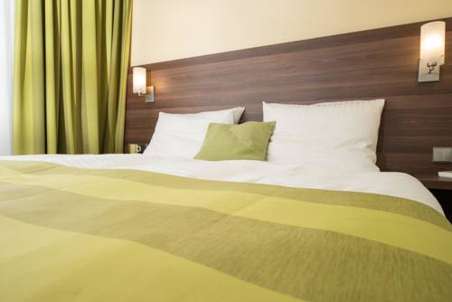 Frankfurt am Main Deutschland Last-Minute-Rabattcode Booking.com