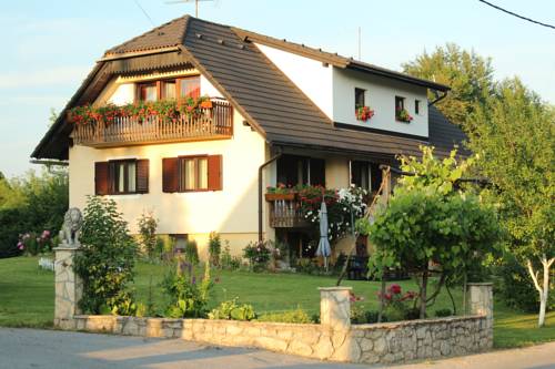 Rastovača (Plitvička Jezera) Croatia Last Minute Discount Code Booking.com