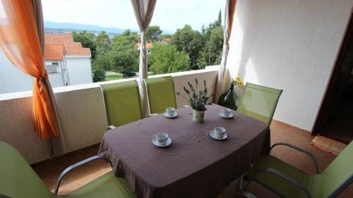 Malinska Croacia Último Minuto Código de Descuento Booking.com