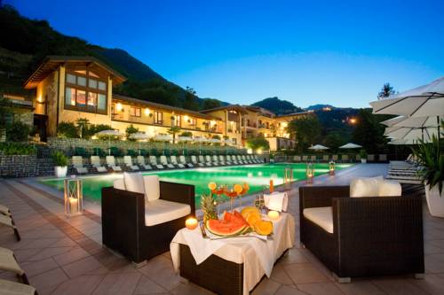 Pieve Di Tremosine Italië Laatste minuut Kortingscode Booking.com