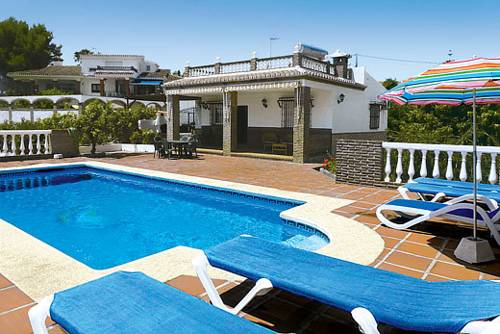 Nerja España Último Minuto Código de Descuento Booking.com