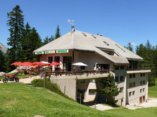 Sarcenas Frankreich Last-Minute-Rabattcode Booking.com