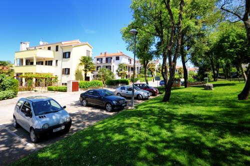 Porec Croacia Último Minuto Código de Descuento Booking.com