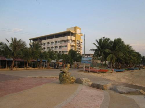Bangsaen Thailand Last Minute Discount Code Booking.com
