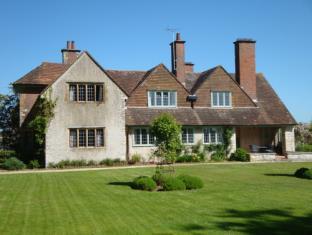 Charminster United Kingdom Last Minute Discount Code Agoda.com