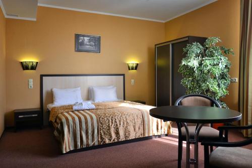 Omsk Russia Last Minute Discount Code Agoda.com