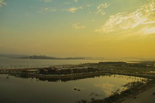 Ha Long Vietnam Último Minuto Código de Descuento Booking.com