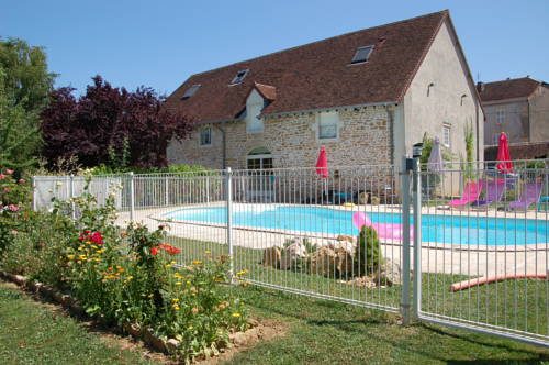 Maynal France Last Minute Discount Code Booking.com