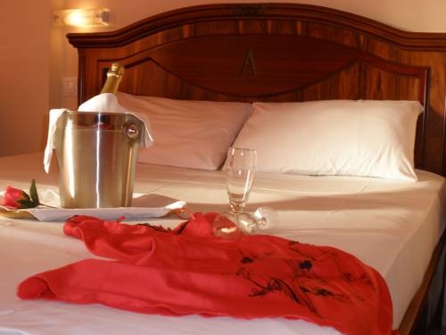 Loutráki Greece Last Minute Discount Code Booking.com