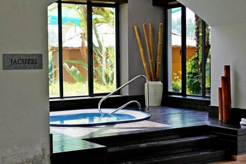 Estepona Spanien Last-Minute-Rabattcode Booking.com