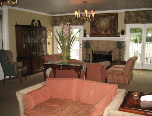 Saugatuck (MI) United States Last Minute Discount Code Agoda.com