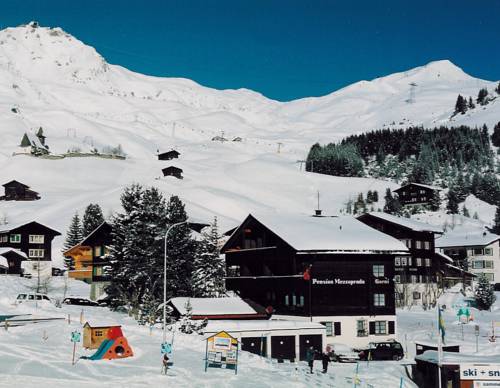 Arosa Suiza Último Minuto Código de Descuento Booking.com