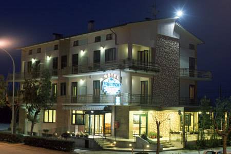 Massignano Italien Last-Minute-Rabattcode Booking.com
