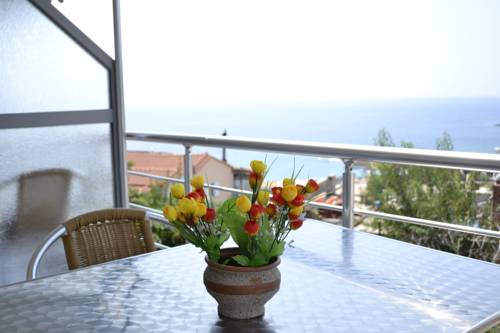 Himare Italien Last-Minute-Rabattcode Booking.com