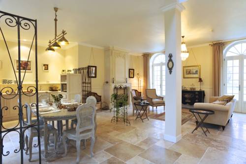 Conde sur Seulles Frankreich Last-Minute-Rabattcode Booking.com